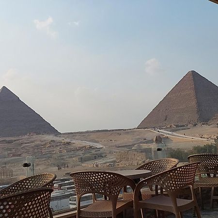 Anubis Kingdom Pyramids Hostel Kafrat al Jabal Bagian luar foto