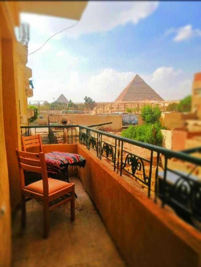 Anubis Kingdom Pyramids Hostel Kafrat al Jabal Bagian luar foto
